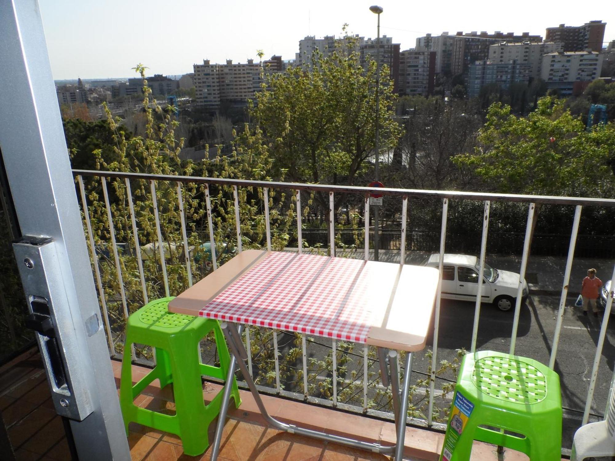 Cheap Booking Rooms L'Hospitalet de Llobregat Kültér fotó